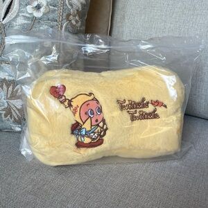 Twinkle Twinkle Travel Neck Pillow Head Rest Cushion AUTHENTIC Pop Mart NIB!